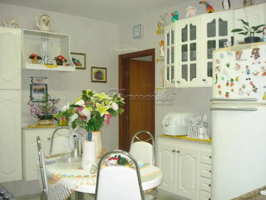 Casa com 3 quartos à venda, 150m2 em Parque Atenas do Sul, Itapetininga - SP - imagem 8 Foto 8 de Casa com 3 quartos à venda, 150m2 em Parque Atenas do Sul, Itapetininga - SP