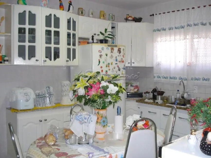 Casa com 3 quartos à venda, 150m2 em Parque Atenas do Sul, Itapetininga - SP - imagem 3 Foto 3 de Casa com 3 quartos à venda, 150m2 em Parque Atenas do Sul, Itapetininga - SP