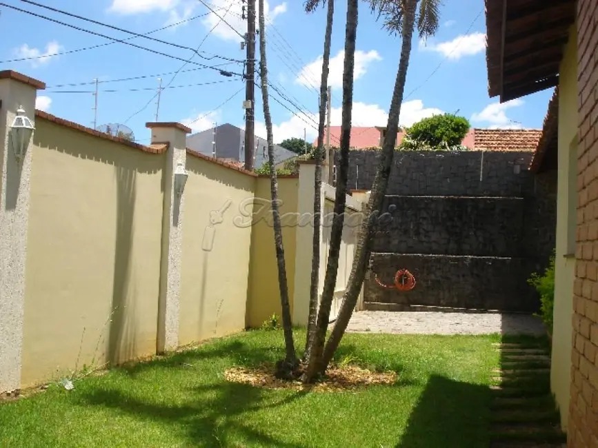 Casa com 3 quartos à venda, 213m2 em Vila Ginez, Itapetininga - SP - imagem 2 Foto 2 de Casa com 3 quartos à venda, 213m2 em Vila Ginez, Itapetininga - SP