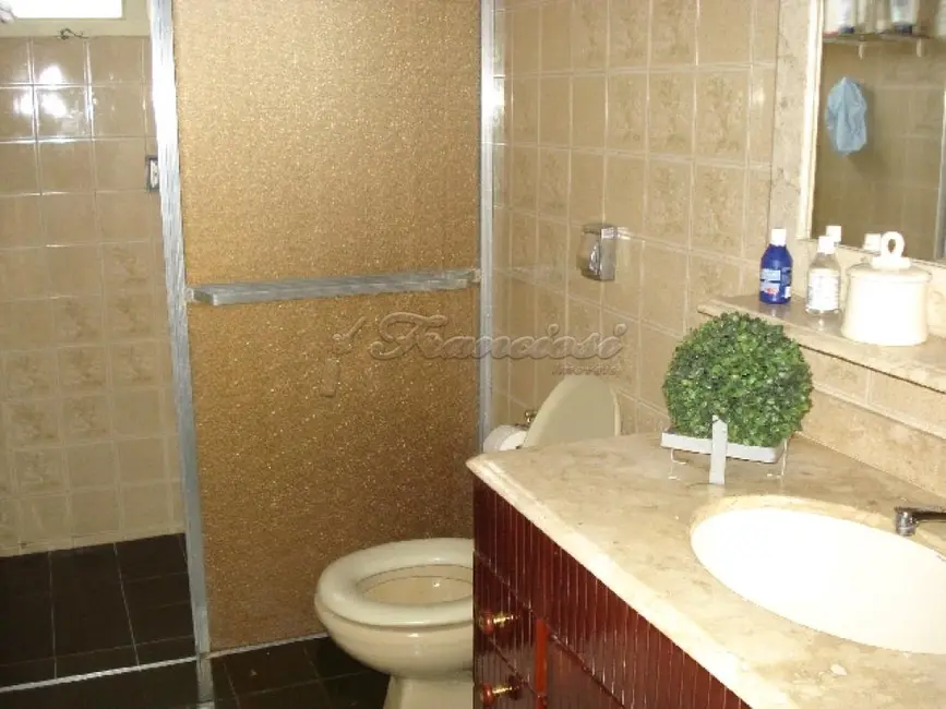 Casa com 3 quartos à venda, 213m2 em Vila Ginez, Itapetininga - SP - imagem 8 Foto 8 de Casa com 3 quartos à venda, 213m2 em Vila Ginez, Itapetininga - SP