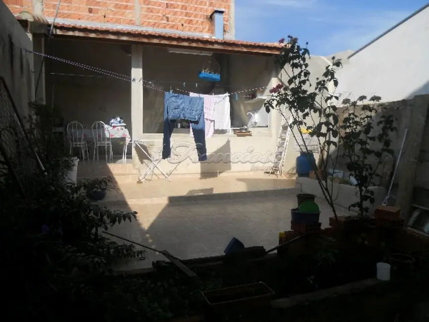 Casa com 3 quartos à venda, 180m2 em Vila Barth, Itapetininga - SP - imagem 5 Foto 5 de Casa com 3 quartos à venda, 180m2 em Vila Barth, Itapetininga - SP