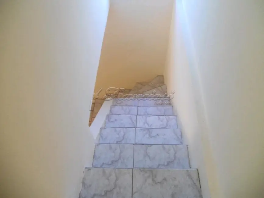 Casa com 3 quartos à venda, 180m2 em Vila Barth, Itapetininga - SP - imagem 7 Foto 7 de Casa com 3 quartos à venda, 180m2 em Vila Barth, Itapetininga - SP