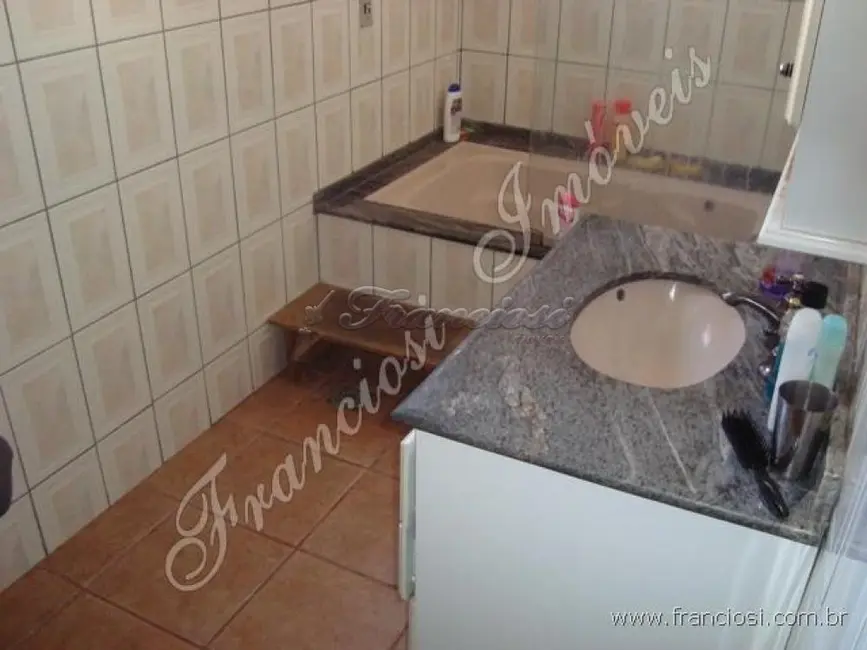 Casa com 3 quartos à venda, 166m2 em Jardim Fogaça, Itapetininga - SP - imagem 7 Foto 7 de Casa com 3 quartos à venda, 166m2 em Jardim Fogaça, Itapetininga - SP