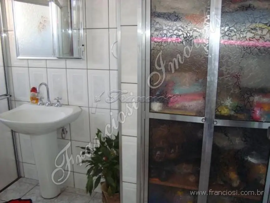 Casa com 3 quartos à venda, 166m2 em Jardim Fogaça, Itapetininga - SP - imagem 4 Foto 4 de Casa com 3 quartos à venda, 166m2 em Jardim Fogaça, Itapetininga - SP