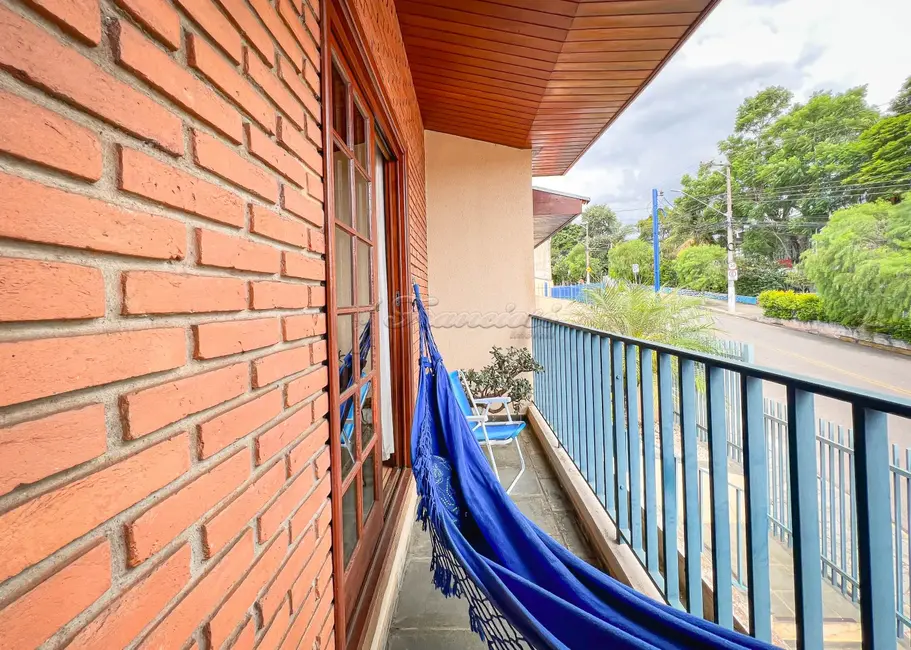 Foto 6 de Casa com 3 quartos à venda, 200m2 em Vila Rosa, Itapetininga - SP