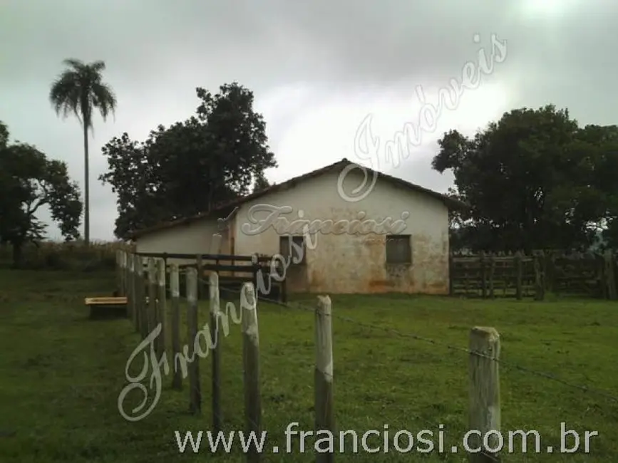 Foto 1 de Fazenda / Haras à venda, 266200m2 em Chapada Grande, Itapetininga - SP