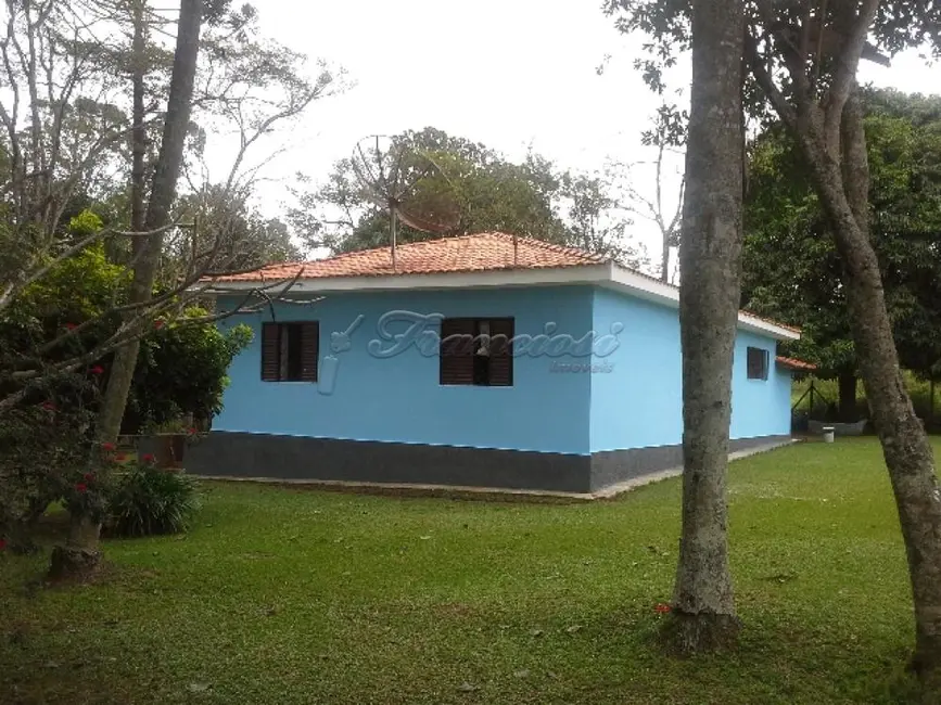 Foto 1 de Fazenda / Haras com 2 quartos à venda, 13272m2 em Itapetininga - SP