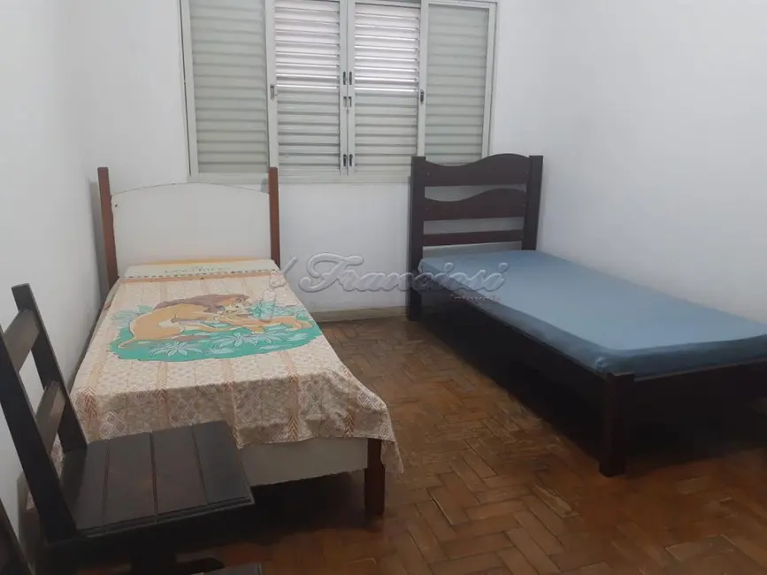 Casa com 3 quartos à venda, 300m2 em Centro, Itapetininga - SP - imagem 7 Foto 7 de Casa com 3 quartos à venda, 300m2 em Centro, Itapetininga - SP