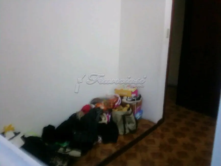 Casa com 3 quartos à venda, 300m2 em Angatuba - SP - imagem 3 Foto 3 de Casa com 3 quartos à venda, 300m2 em Angatuba - SP