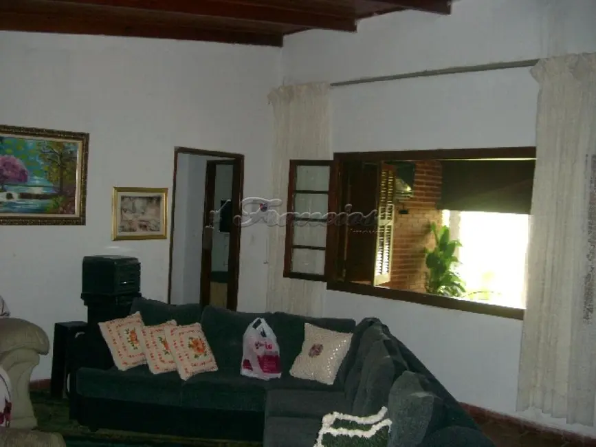 Fazenda / Haras com 6 quartos à venda, 750m2 em Itapetininga - SP - imagem 8 Foto 8 de Fazenda / Haras com 6 quartos à venda, 750m2 em Itapetininga - SP