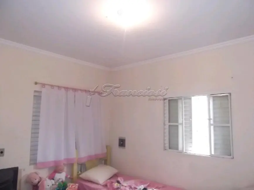 Foto 2 de Casa com 3 quartos à venda, 172m2 em Vila Rio Branco, Itapetininga - SP