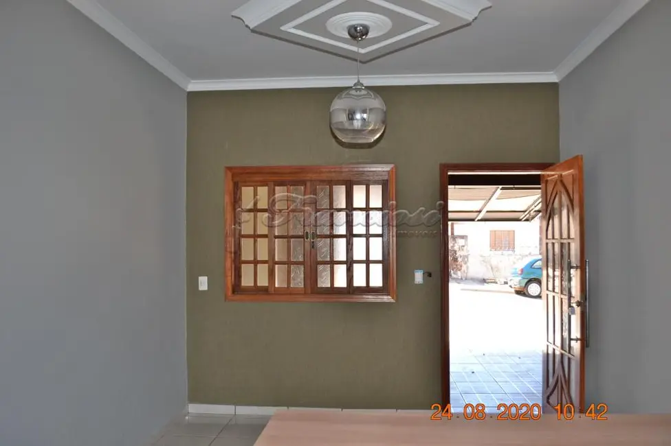 Foto 2 de Casa com 2 quartos à venda, 85m2 em Vila Piedade, Itapetininga - SP