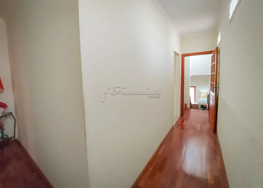 Casa com 3 quartos à venda, 133m2 em Vila Barth, Itapetininga - SP - imagem 5 Foto 5 de Casa com 3 quartos à venda, 133m2 em Vila Barth, Itapetininga - SP