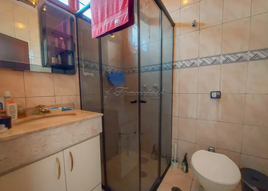 Casa com 3 quartos à venda, 133m2 em Vila Barth, Itapetininga - SP - imagem 9 Foto 9 de Casa com 3 quartos à venda, 133m2 em Vila Barth, Itapetininga - SP