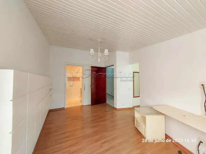 Foto 2 de Casa com 4 quartos à venda, 370m2 em Centro, Itapetininga - SP