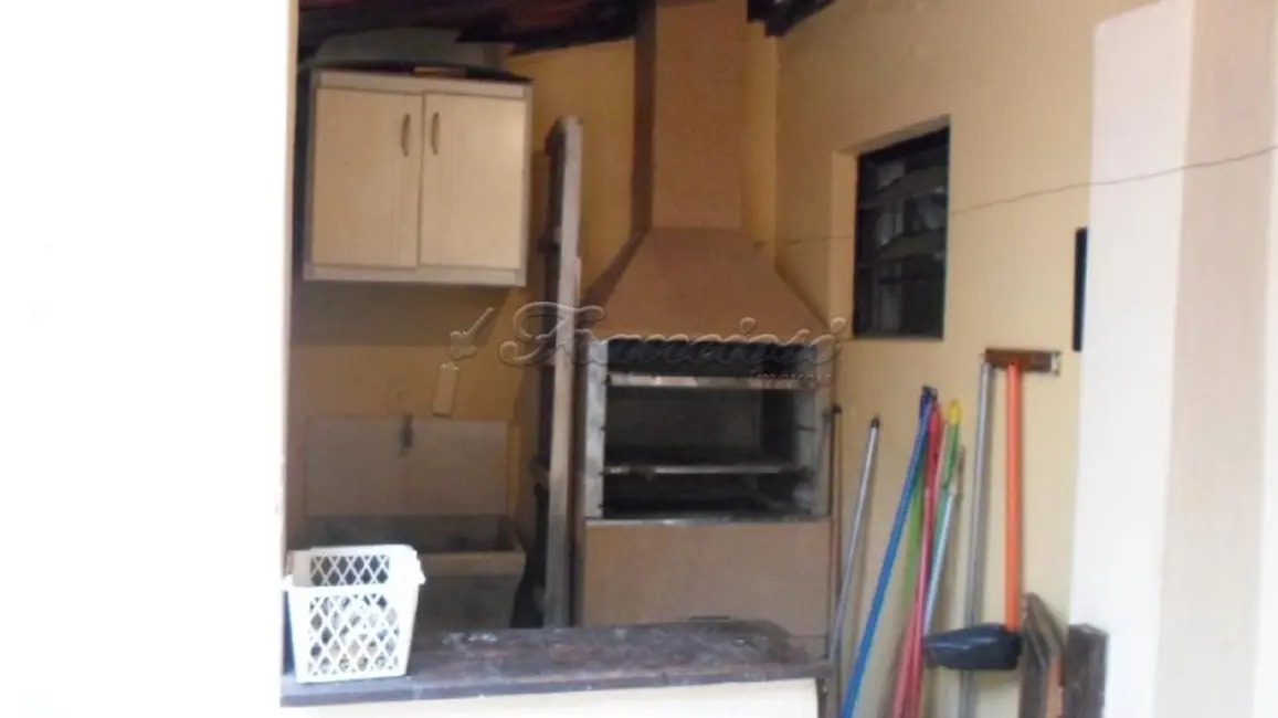 Casa com 5 quartos à venda, 125m2 em Vila Mazarino, Itapetininga - SP - imagem 6 Foto 6 de Casa com 5 quartos à venda, 125m2 em Vila Mazarino, Itapetininga - SP