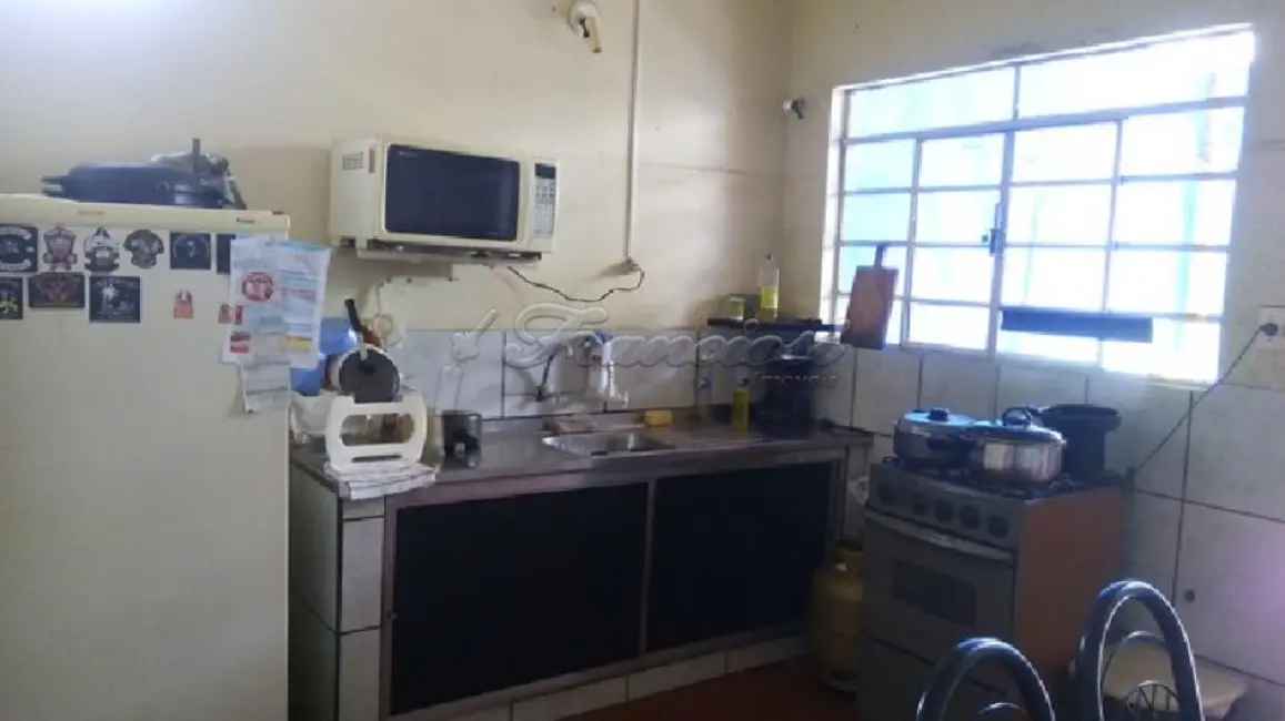 Foto 4 de Casa com 3 quartos à venda, 84m2 em Vila São José, Itapetininga - SP