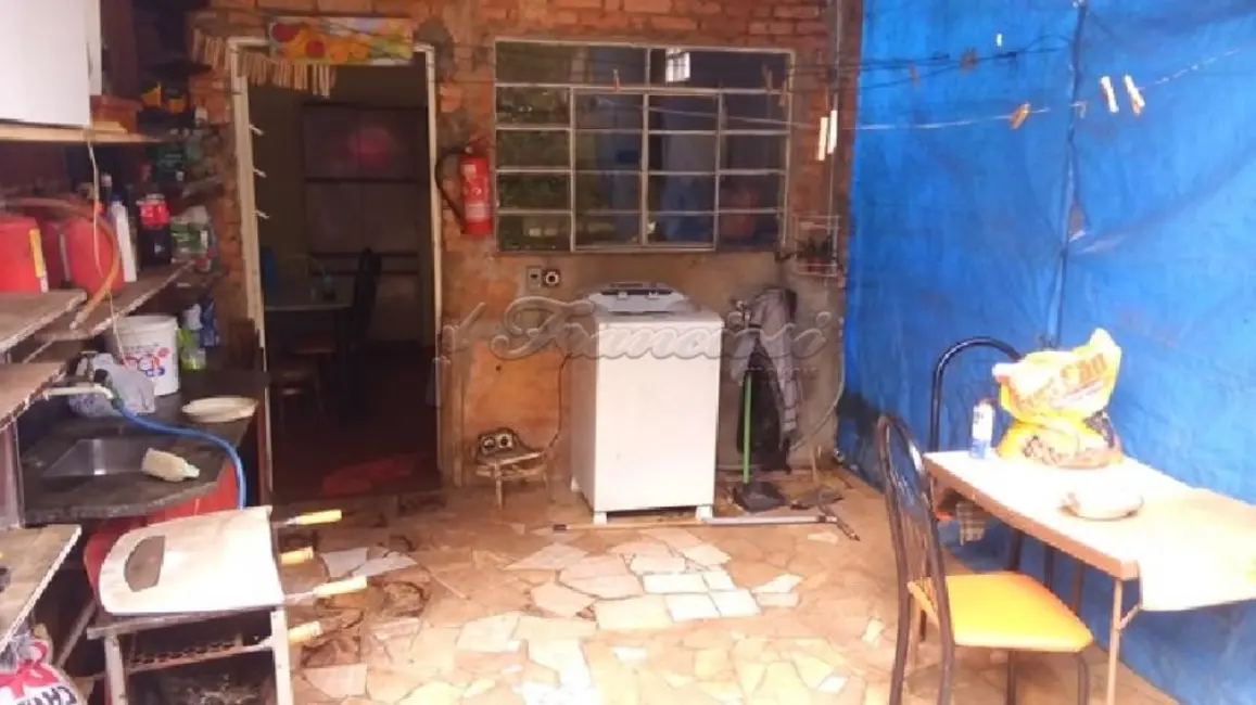 Foto 9 de Casa com 3 quartos à venda, 84m2 em Vila São José, Itapetininga - SP