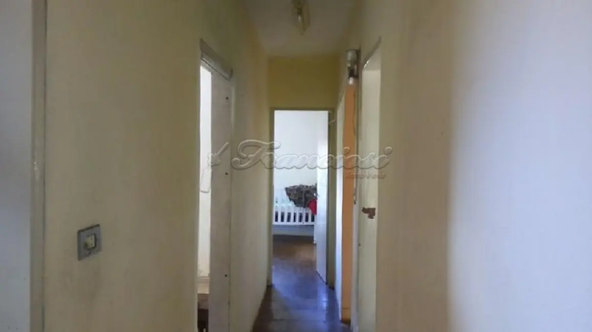 Foto 6 de Casa com 3 quartos à venda, 84m2 em Vila São José, Itapetininga - SP