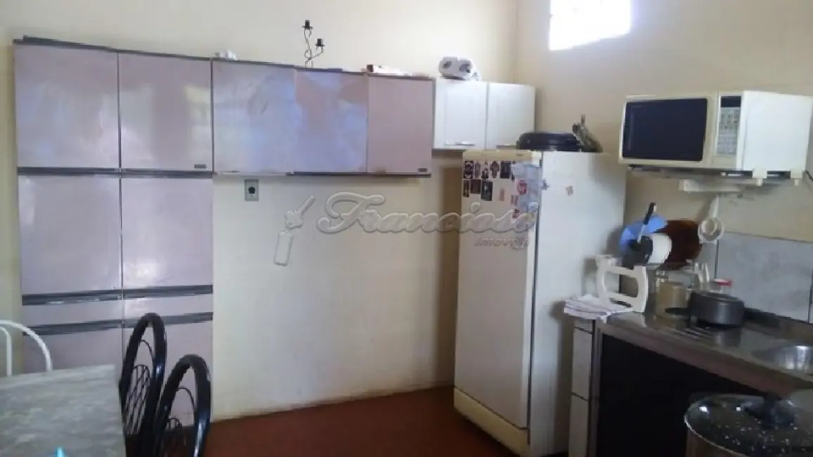 Foto 3 de Casa com 3 quartos à venda, 84m2 em Vila São José, Itapetininga - SP