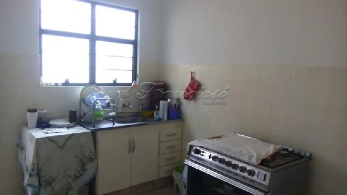 Foto 4 de Casa com 2 quartos à venda, 80m2 em Vila Maria, Itapetininga - SP