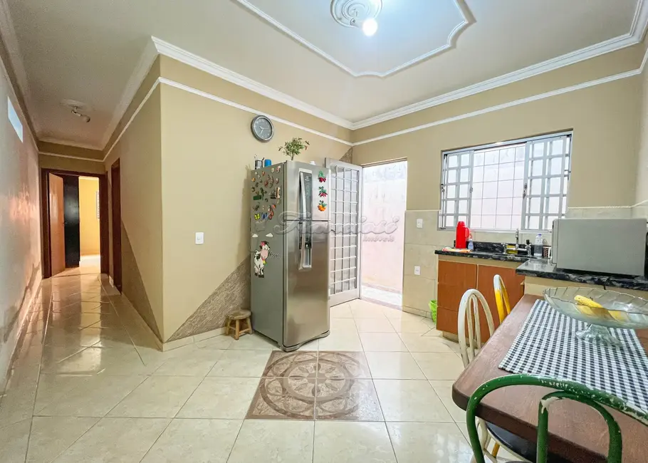 Foto 2 de Casa com 2 quartos à venda, 119m2 em Vila Barth, Itapetininga - SP