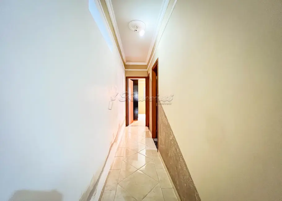 Foto 4 de Casa com 2 quartos à venda, 119m2 em Vila Barth, Itapetininga - SP