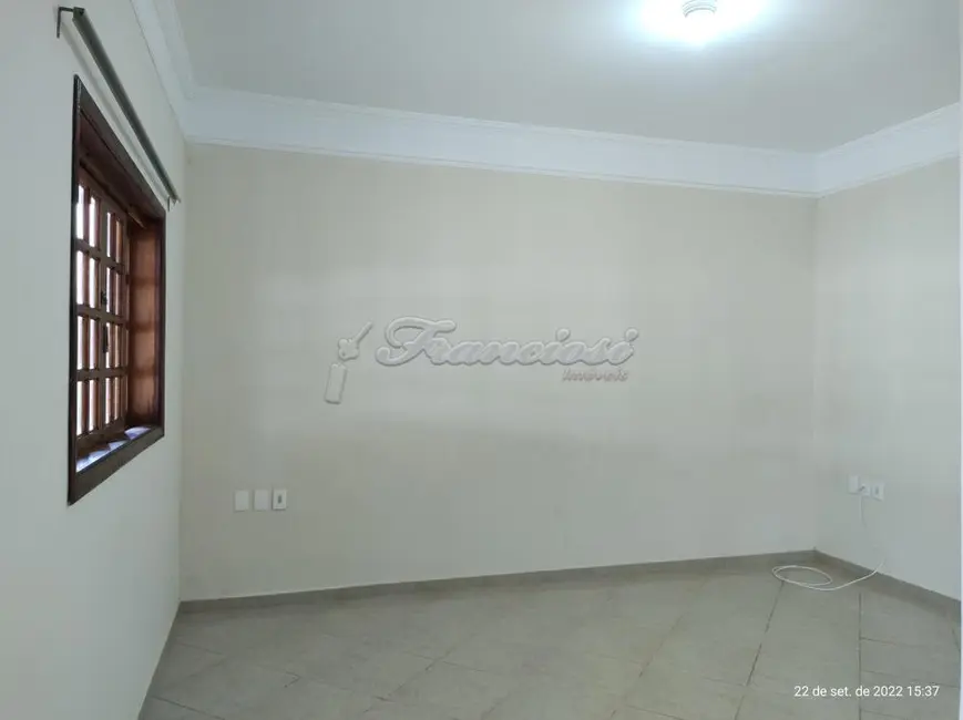 Foto 1 de Casa com 2 quartos à venda, 300m2 em Itapetininga - SP