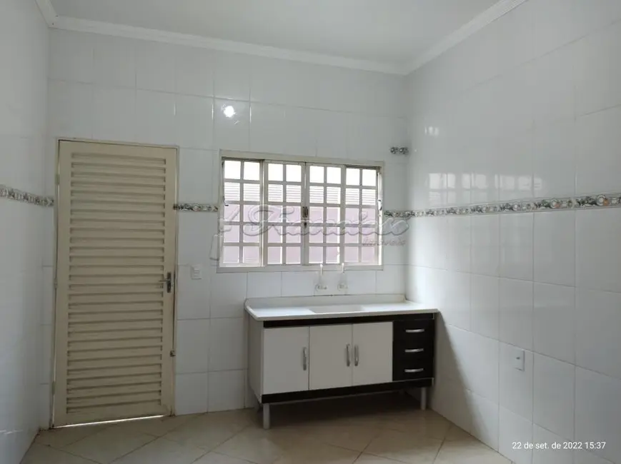 Casa com 2 quartos à venda, 300m2 em Itapetininga - SP - imagem 3 Foto 3 de Casa com 2 quartos à venda, 300m2 em Itapetininga - SP