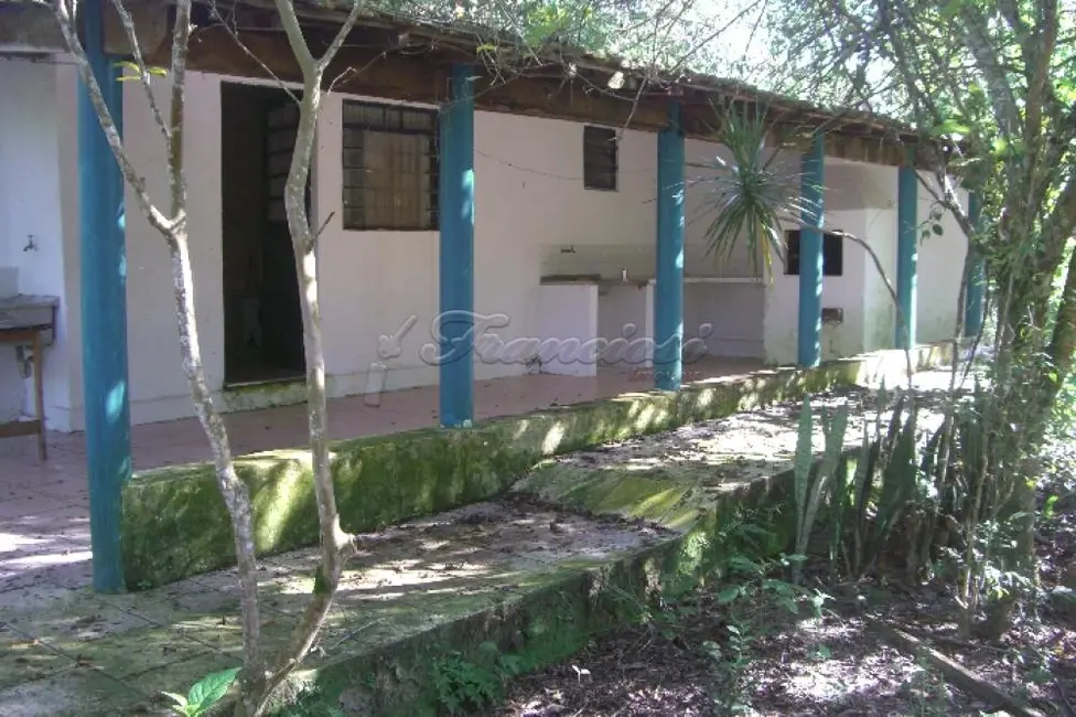 Fazenda / Haras com 2 quartos à venda, 150m2 em Itapetininga - SP - imagem 9 Foto 9 de Fazenda / Haras com 2 quartos à venda, 150m2 em Itapetininga - SP