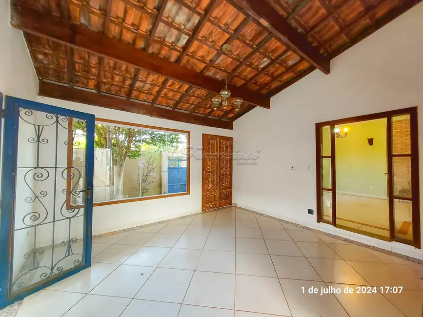 Foto 2 de Casa com 4 quartos à venda, 600m2 em Itapetininga - SP