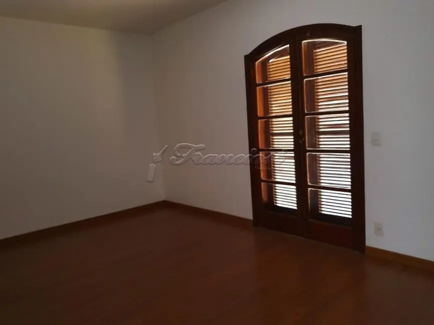 Foto 9 de Casa com 3 quartos à venda, 165m2 em Centro, Itapetininga - SP
