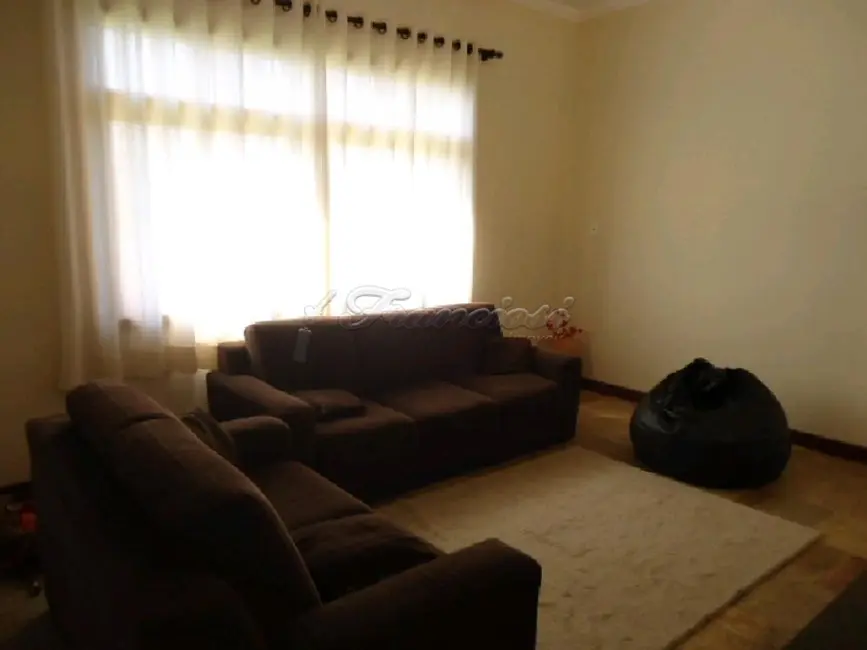 Casa com 3 quartos à venda, 350m2 em Estância Conceição, Itapetininga - SP - imagem 6 Foto 6 de Casa com 3 quartos à venda, 350m2 em Estância Conceição, Itapetininga - SP