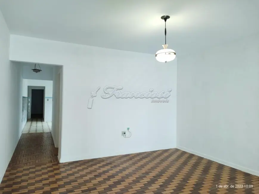 Foto 1 de Casa com 2 quartos à venda, 153m2 em Centro, Itapetininga - SP