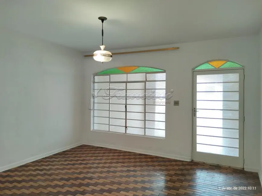 Foto 2 de Casa com 2 quartos à venda, 153m2 em Centro, Itapetininga - SP