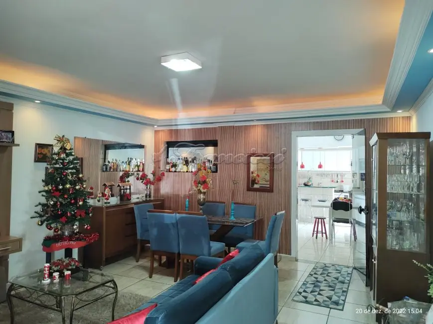 Foto 4 de Casa com 2 quartos à venda, 175m2 em Jardim Itália, Itapetininga - SP