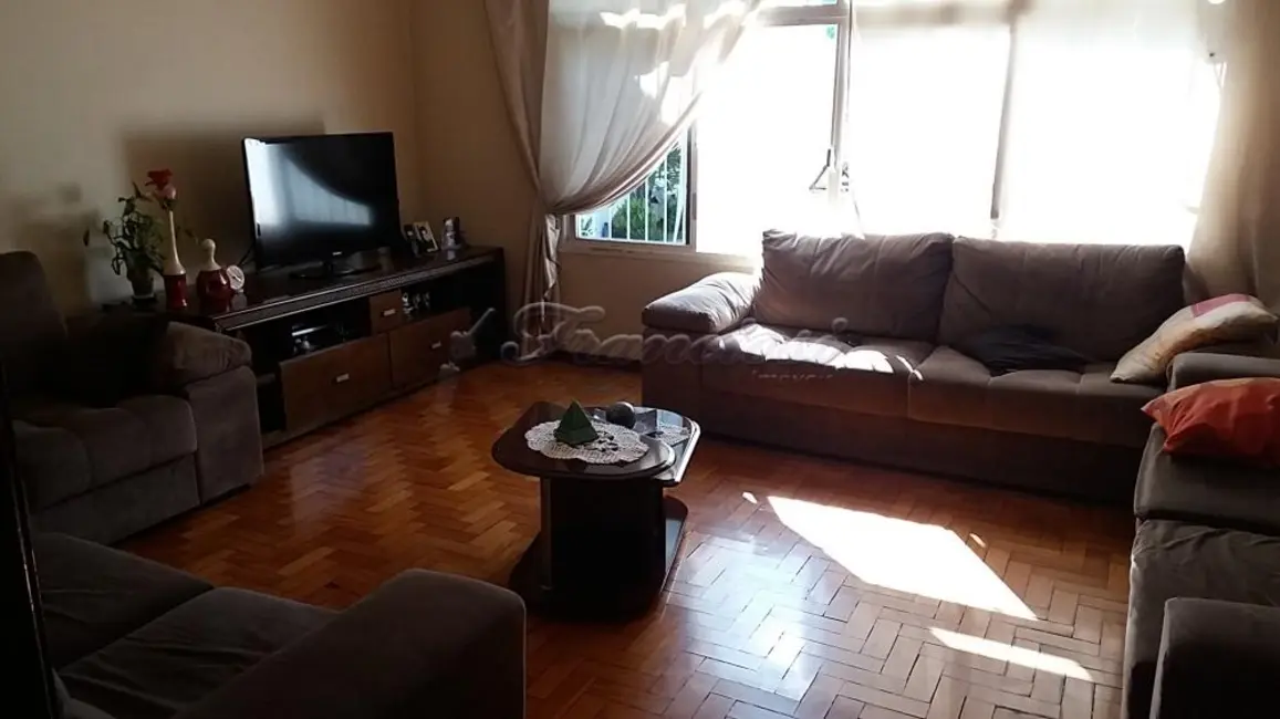 Foto 3 de Casa com 3 quartos à venda, 200m2 em Vila Leonor, Itapetininga - SP