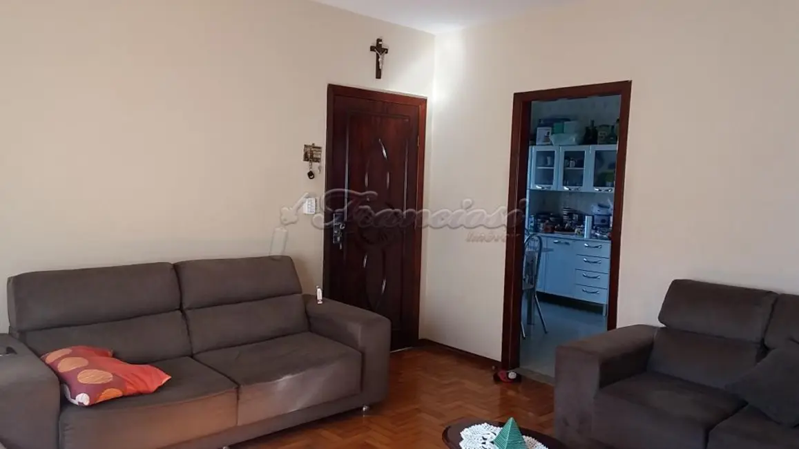 Foto 4 de Casa com 3 quartos à venda, 200m2 em Vila Leonor, Itapetininga - SP
