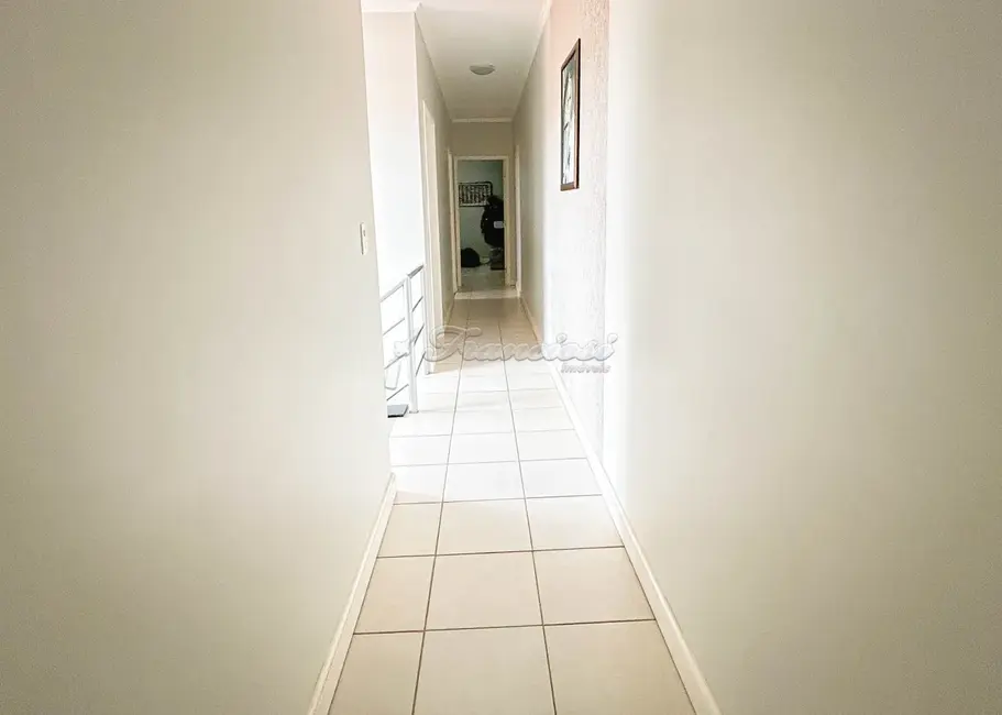 Casa com 3 quartos à venda, 200m2 em Jardim Fogaça, Itapetininga - SP - imagem 7 Foto 7 de Casa com 3 quartos à venda, 200m2 em Jardim Fogaça, Itapetininga - SP