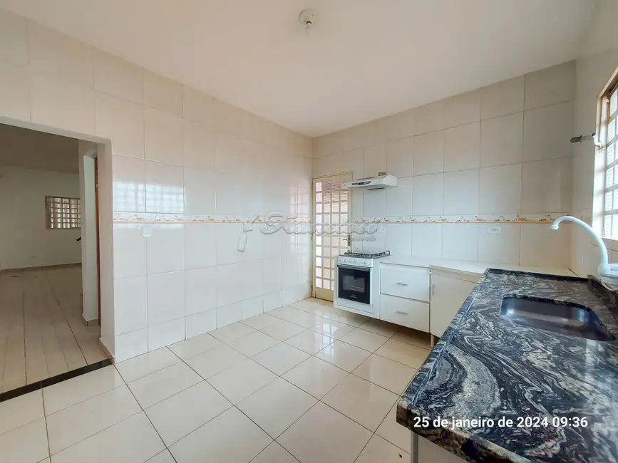 Casa com 3 quartos à venda, 209m2 em Vila Nastri, Itapetininga - SP - imagem 5 Foto 5 de Casa com 3 quartos à venda, 209m2 em Vila Nastri, Itapetininga - SP