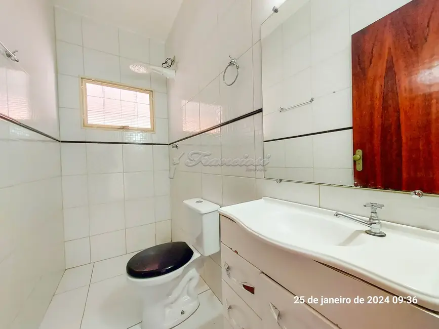 Casa com 3 quartos à venda, 209m2 em Vila Nastri, Itapetininga - SP - imagem 3 Foto 3 de Casa com 3 quartos à venda, 209m2 em Vila Nastri, Itapetininga - SP