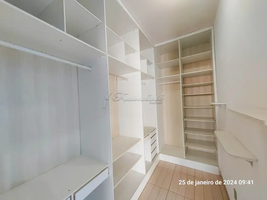 Casa com 3 quartos à venda, 209m2 em Vila Nastri, Itapetininga - SP - imagem 8 Foto 8 de Casa com 3 quartos à venda, 209m2 em Vila Nastri, Itapetininga - SP