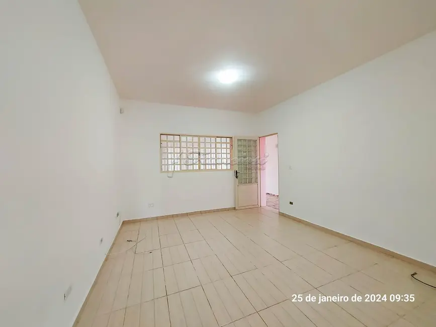 Foto 2 de Casa com 3 quartos à venda, 209m2 em Vila Nastri, Itapetininga - SP