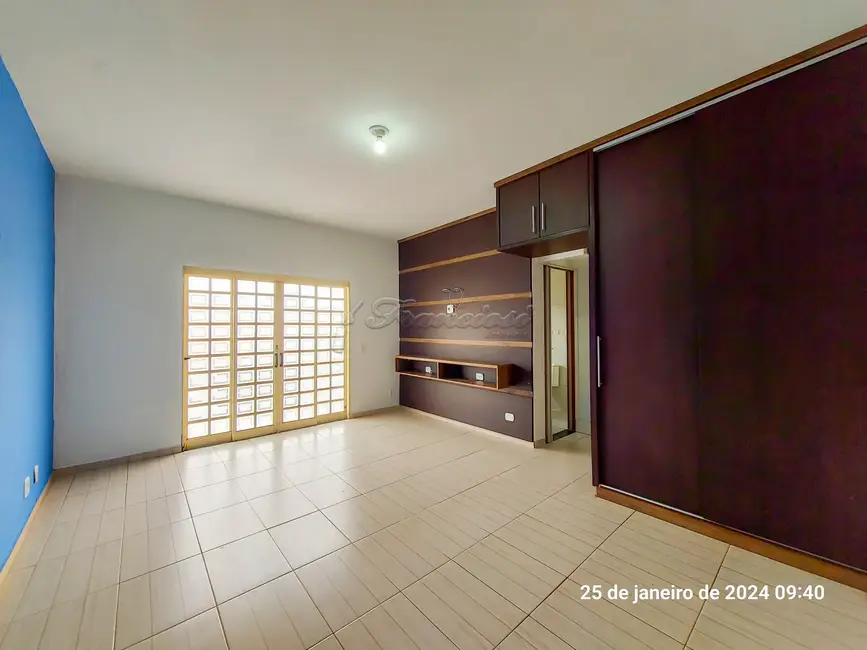Casa com 3 quartos à venda, 209m2 em Vila Nastri, Itapetininga - SP - imagem 7 Foto 7 de Casa com 3 quartos à venda, 209m2 em Vila Nastri, Itapetininga - SP