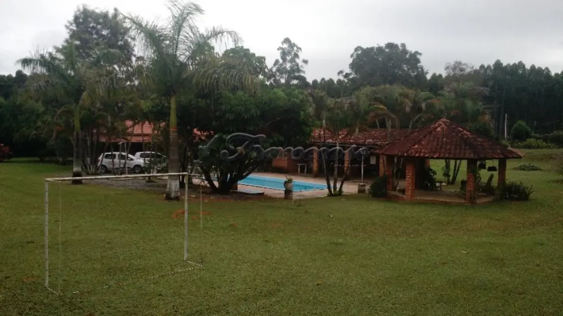 Fazenda / Haras com 3 quartos à venda, 300m2 em Alambari - SP - imagem 6 Foto 6 de Fazenda / Haras com 3 quartos à venda, 300m2 em Alambari - SP