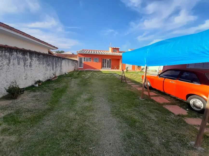 Foto 1 de Casa com 1 quarto à venda, 78m2 em Parque Atenas do Sul, Itapetininga - SP