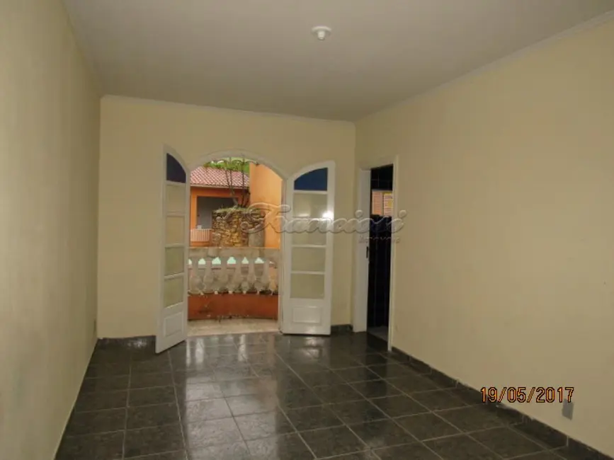 Casa com 4 quartos à venda, 377m2 em Centro, Itapetininga - SP - imagem 8 Foto 8 de Casa com 4 quartos à venda, 377m2 em Centro, Itapetininga - SP