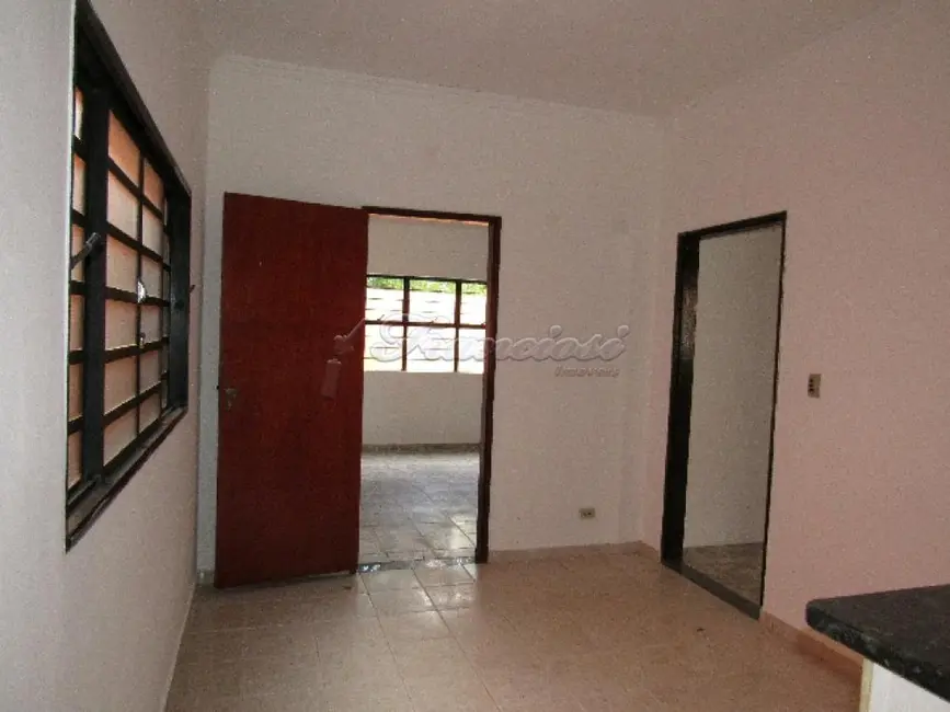 Casa com 3 quartos à venda, 182m2 em Jardim Monte Santo, Itapetininga - SP - imagem 5 Foto 5 de Casa com 3 quartos à venda, 182m2 em Jardim Monte Santo, Itapetininga - SP