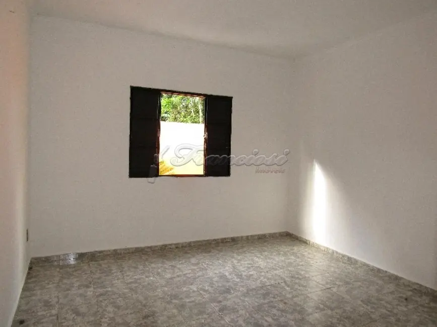 Casa com 3 quartos à venda, 182m2 em Jardim Monte Santo, Itapetininga - SP - imagem 7 Foto 7 de Casa com 3 quartos à venda, 182m2 em Jardim Monte Santo, Itapetininga - SP