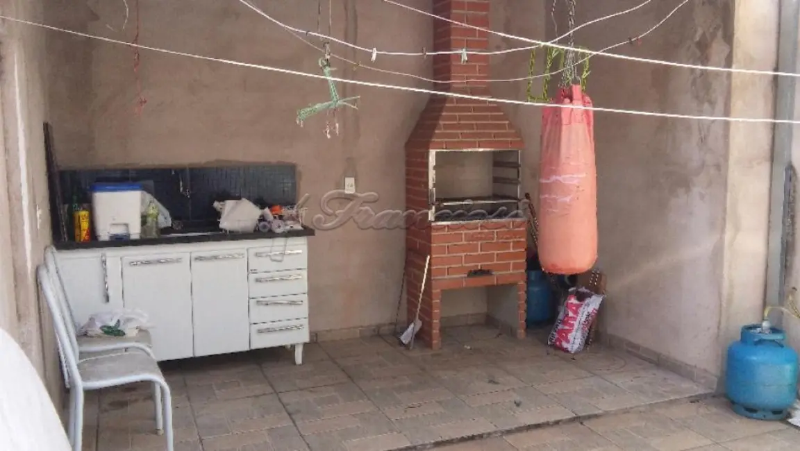 Casa com 2 quartos à venda, 194m2 em Centro, Itapetininga - SP - imagem 9 Foto 9 de Casa com 2 quartos à venda, 194m2 em Centro, Itapetininga - SP